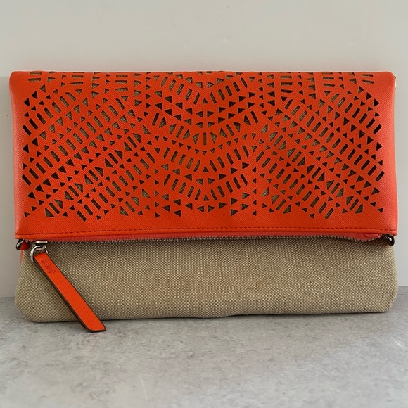 Stella & Dot Waverly Petite Convertible Crossbody Bag Natural Linen/Fresh Orange - Picture 3 of 16